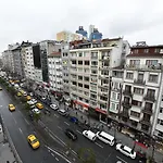 Aparthotel Dilek *