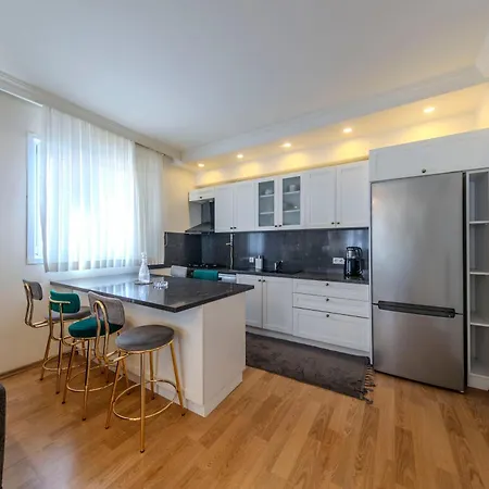 Aparthotel Dilek *