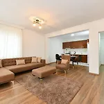 Dilek Lejlighedshotel